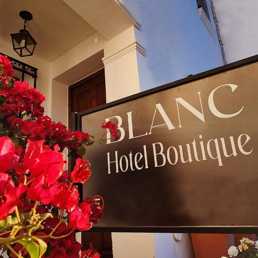 Blanc Boutique *
